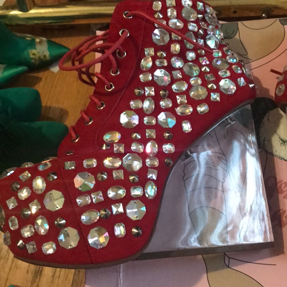 Jeffrey Campbell